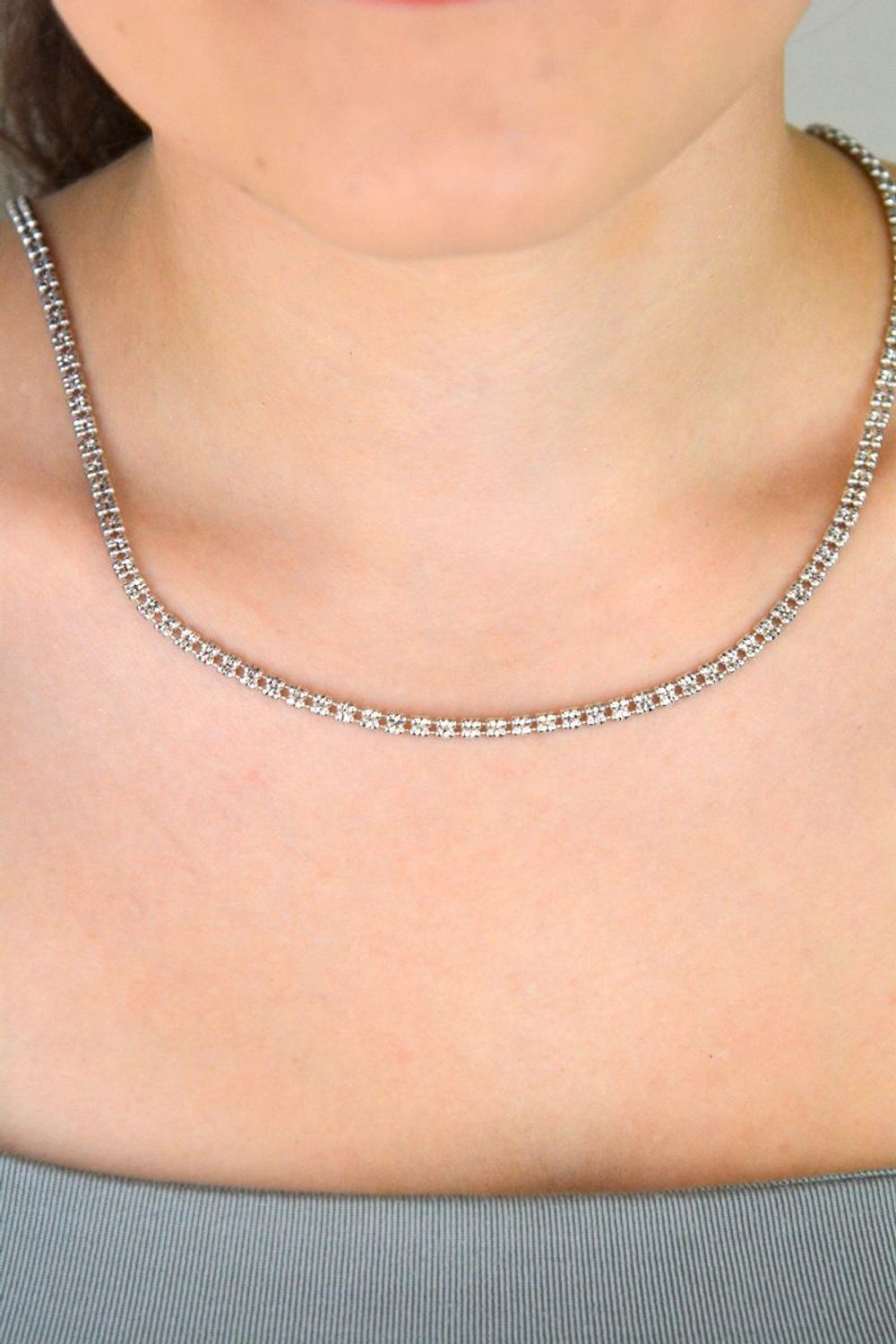 Naszyjnik srebrny z grawerowanymi kuleczkami w geometrycznym układzie - rozmiar 42cm.jpg